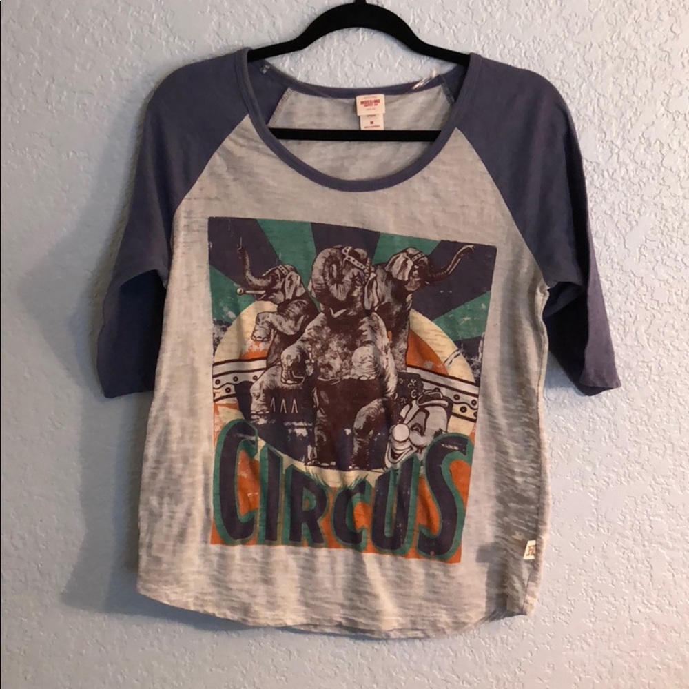 Circus elephant graphic t-shirt baseball